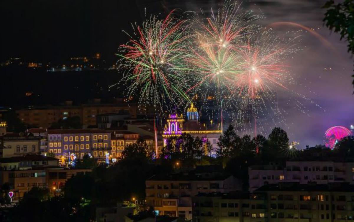 Barcelos brilla con la primera gran romería del Minho