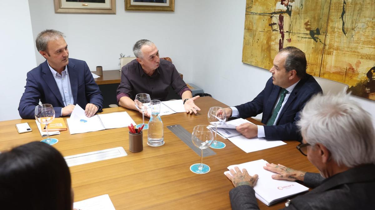 Reunión de Baldoví en la Cámara de Comercio de Alicante