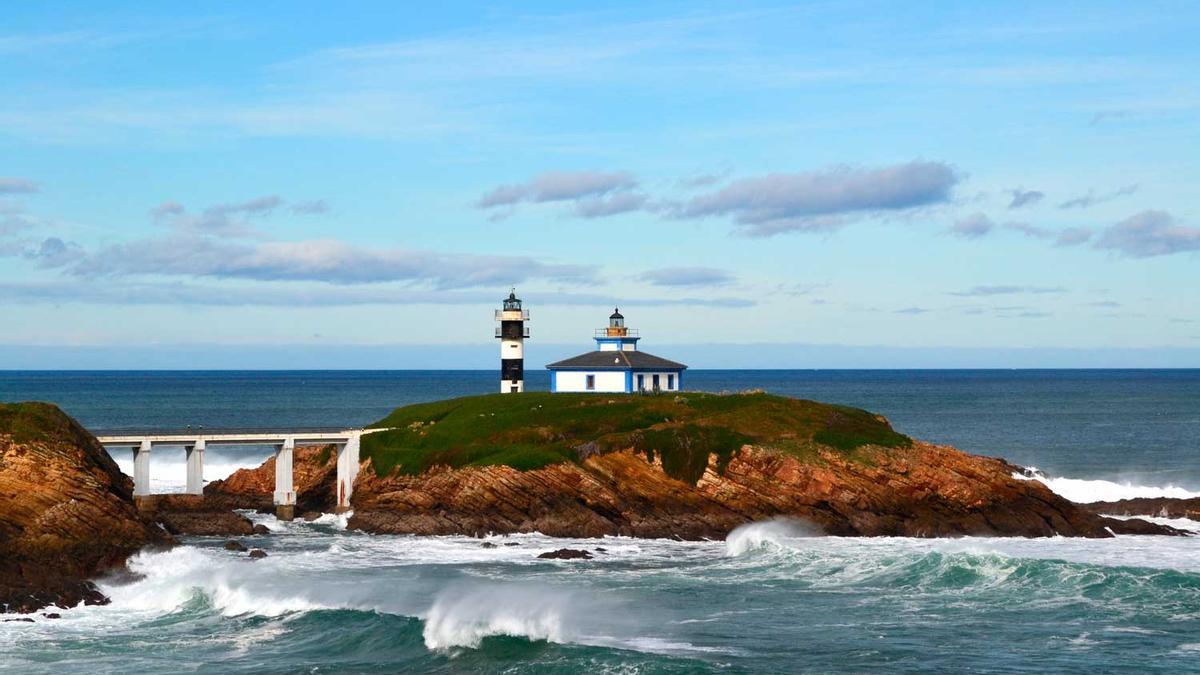 Faros desde los que descubrir la costa gallega