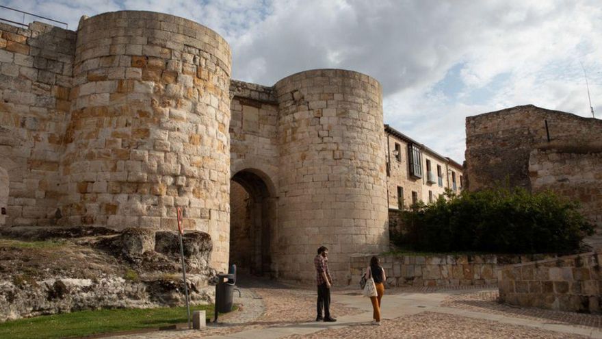 Una empresa de Castellón restaurará cinco tramos de la muralla de Zamora