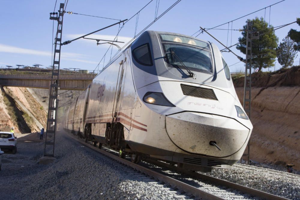 Abren el tramo afectado por las lluvias en la Font de la Figuera