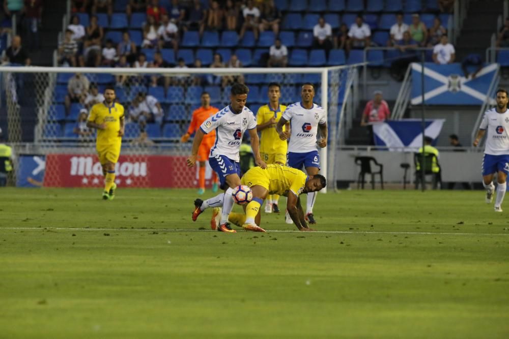 Delia Padrón Partido Copa Mahou entre el Tenerife y Las Palmas , Heliodoro Rodriguez Lopez