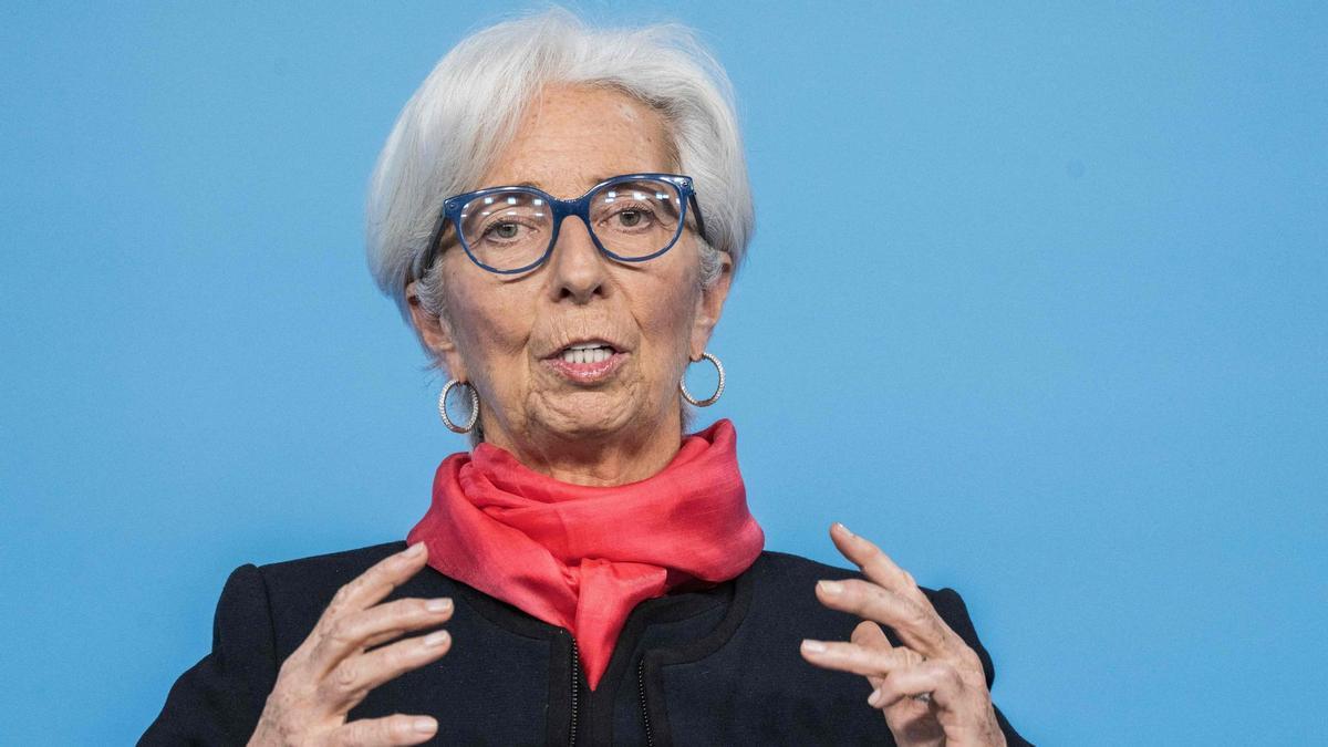 Christine Lagarde, se dirige a una conferencia de prensa después de una reunión del consejo de gobierno del BCE