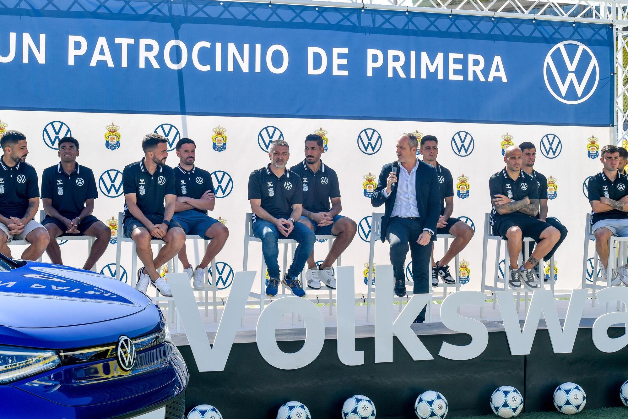 Entrega de coches Volkswagen a jugadores de la UD Las Palmas