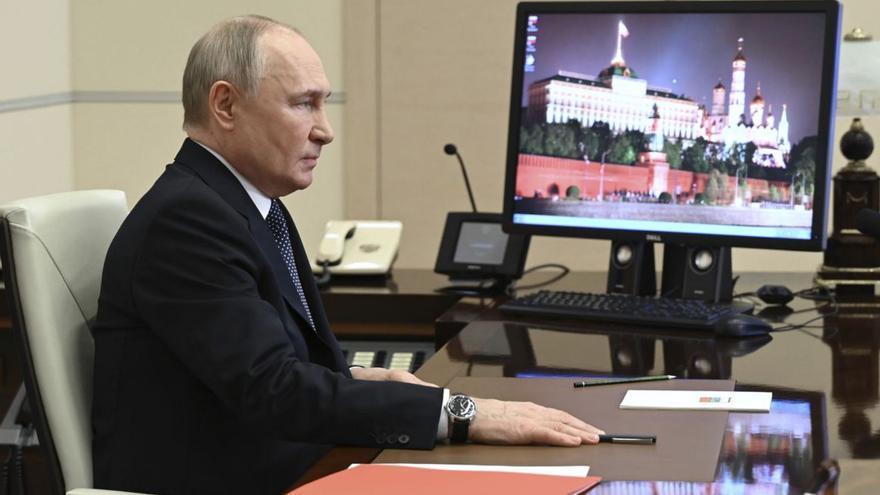 Vladimir Putin, habla por videoconferencia en marzo de este año.