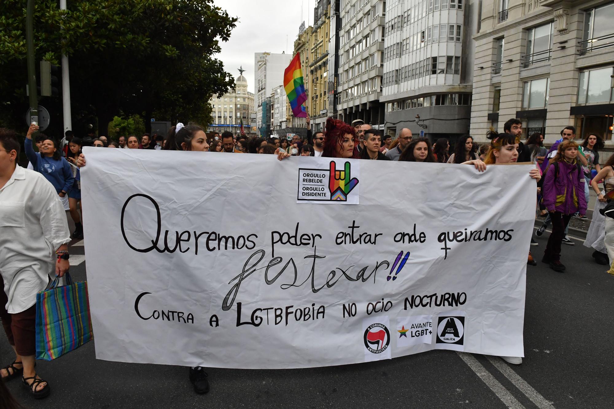 La manifestación del Orgullo LGBT recorre las calles de A Coruña