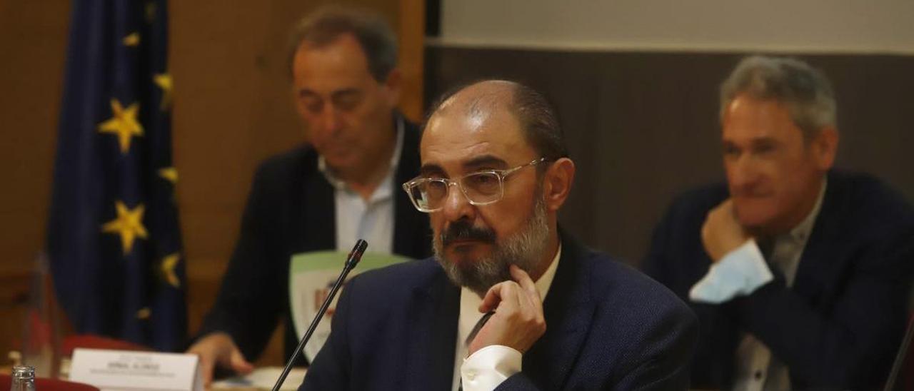 El presidente de Aragón, Javier Lambán, ha presentado este martes el foro por la salud mental, donde ha respondido preguntas sobre los Juegos.