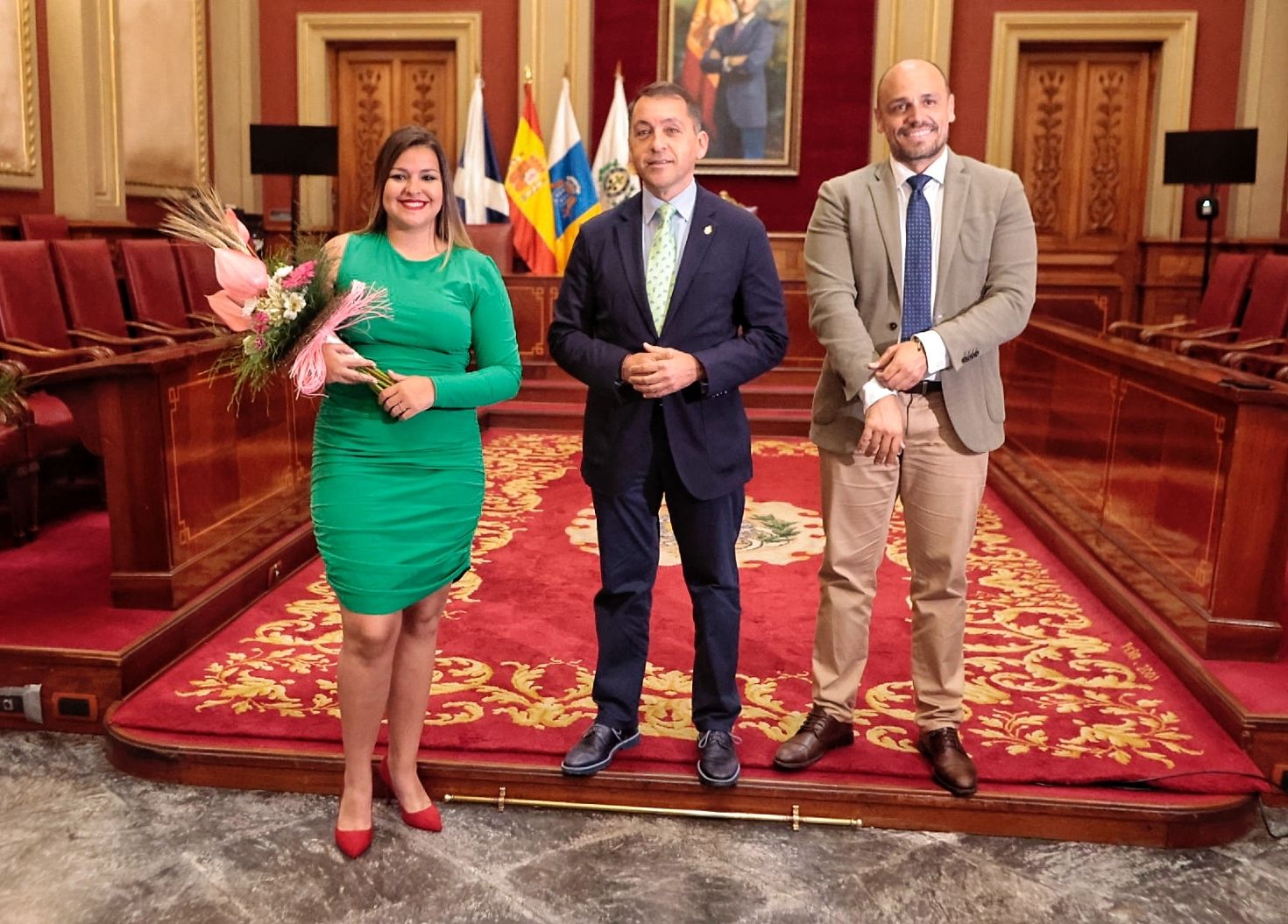 Recepción del alcalde a las candidatas a reina de las Fiestas de Mayo de Santa Cruz