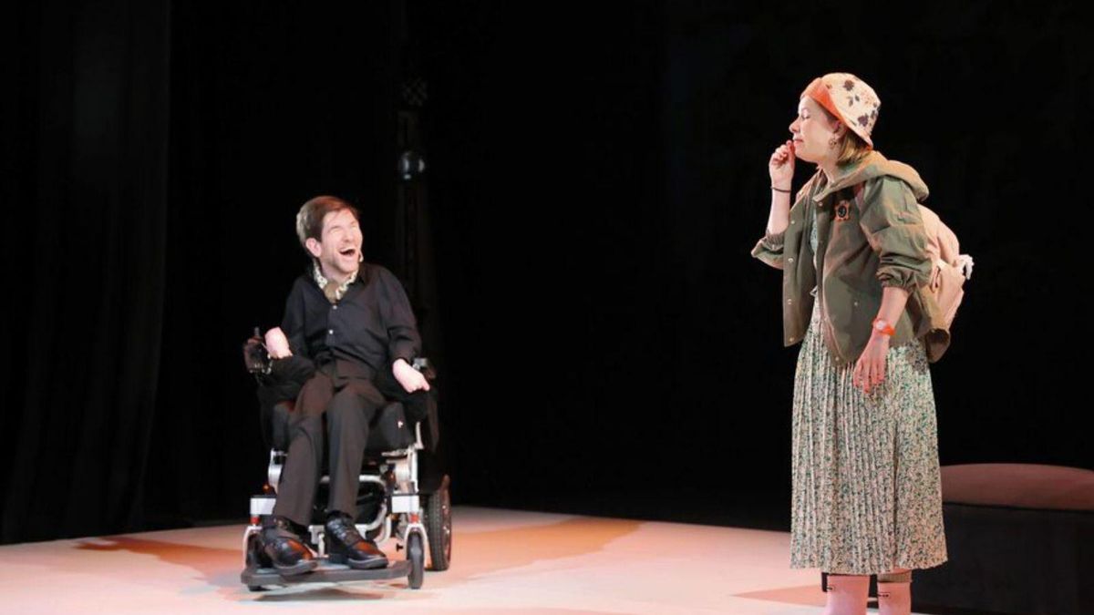 Función teatral en el Niemeyer