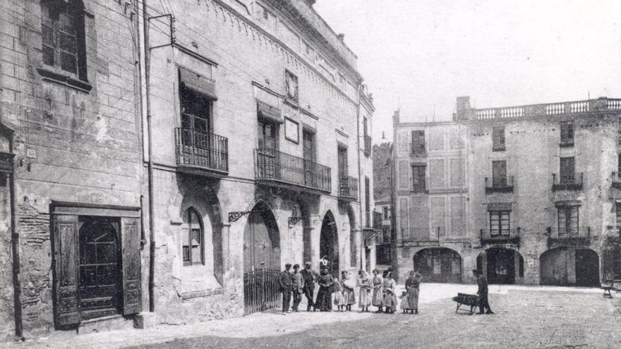 Un viatge en el temps en la història de Castelló d&#039;Empúries