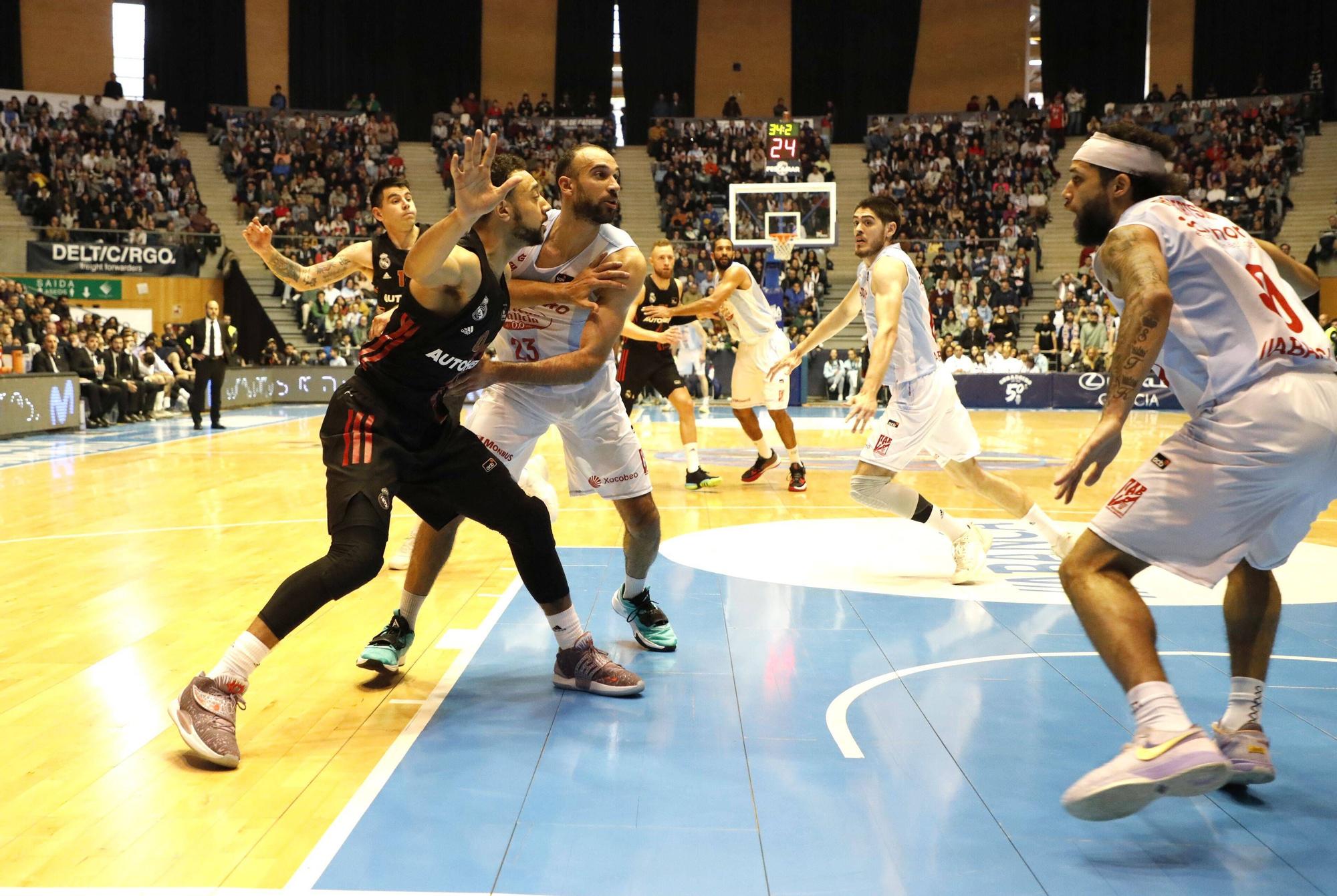 El Obradoiro cae ante el líder de la ACB: Obradoiro 78 - 84 Real Madrid