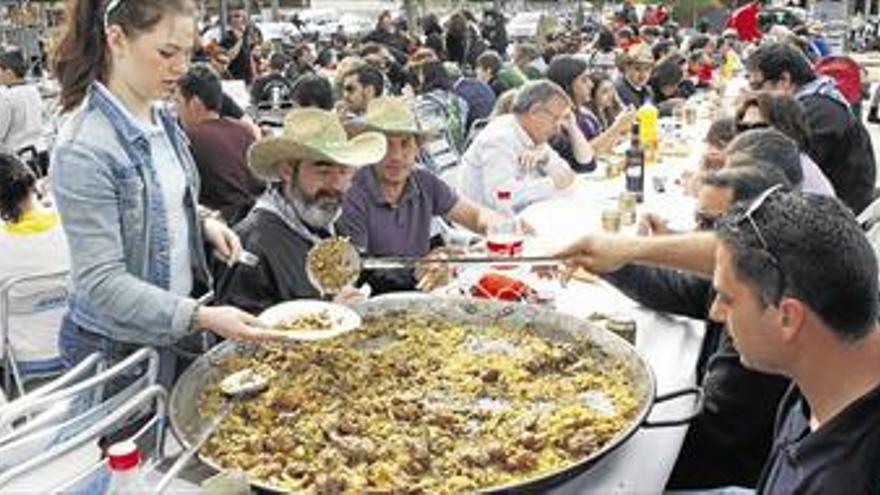 El Rei Barbut bate récords y suma 120 paellas al premio intercollas