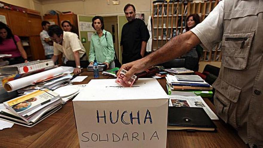 El profesorado del Instituto Virgen del Remedio creó una &quot;hucha solidaria&quot; para dar bocadillos a los alumnos más necesitados.