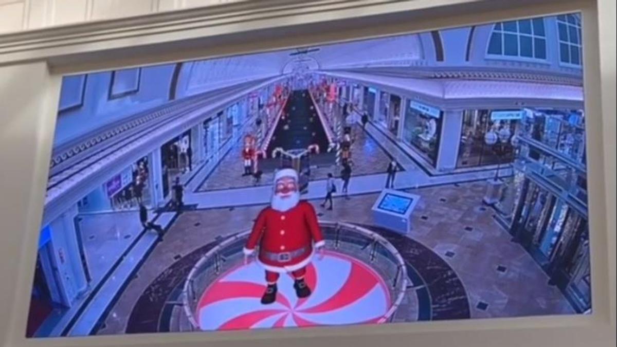 Papá Noel aparecerá en el centro en una pantalla en realidad aumentada.