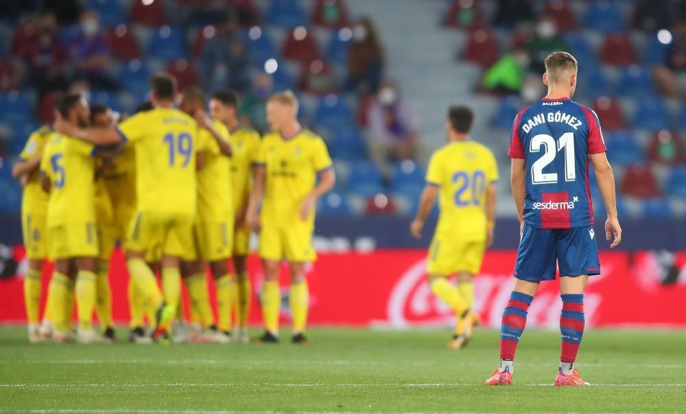 Levante UD - Cádiz, en imágenes