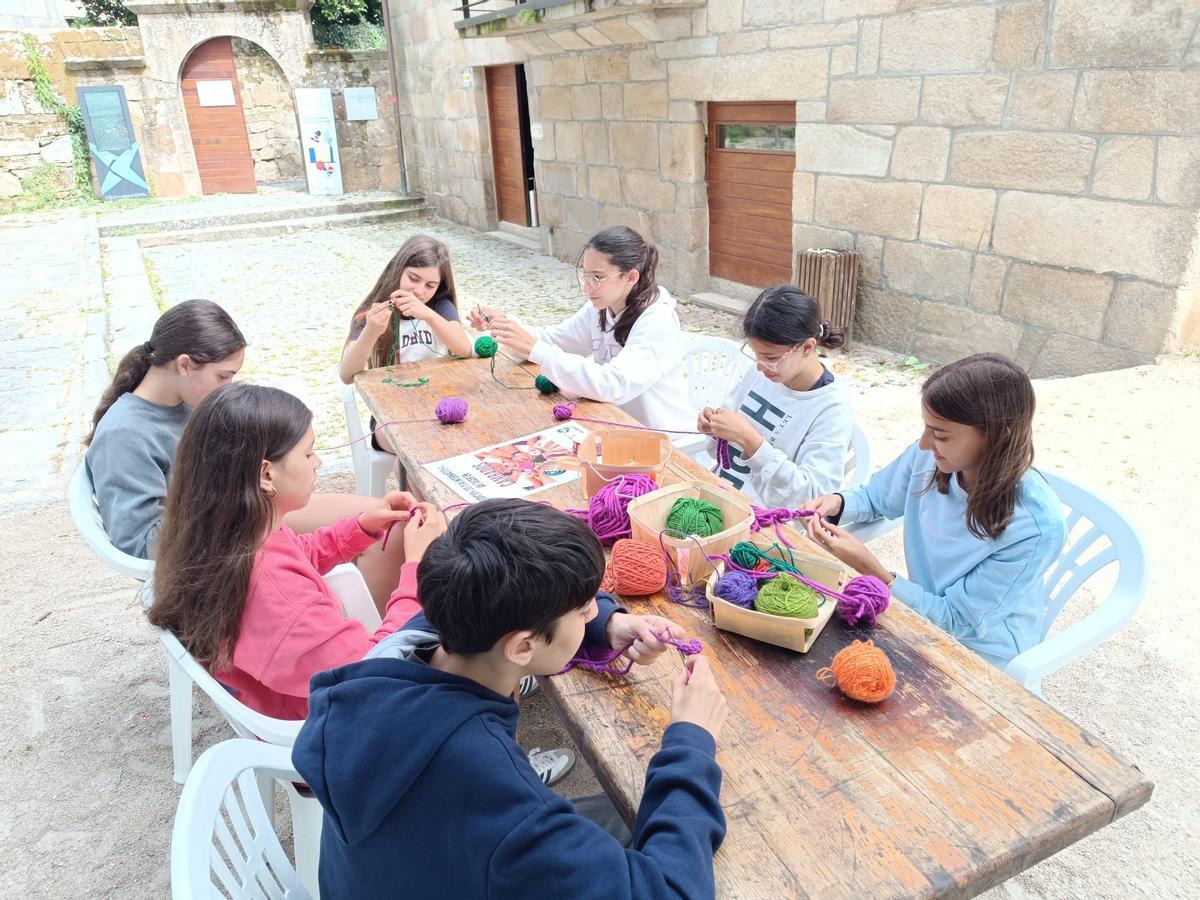 Más alumnos de Cambados participantes.