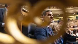Moody's advierte de que los pactos de Sánchez con ERC y Junts aumentan el riesgo crediticio de España