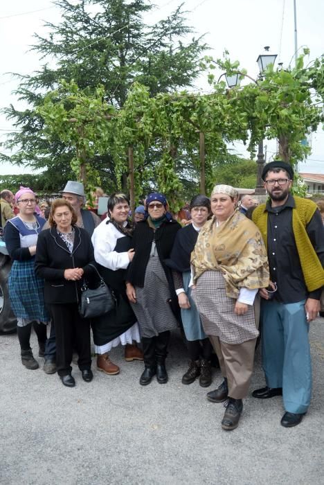 Los tractores más bonitos desfilan por Vilanova