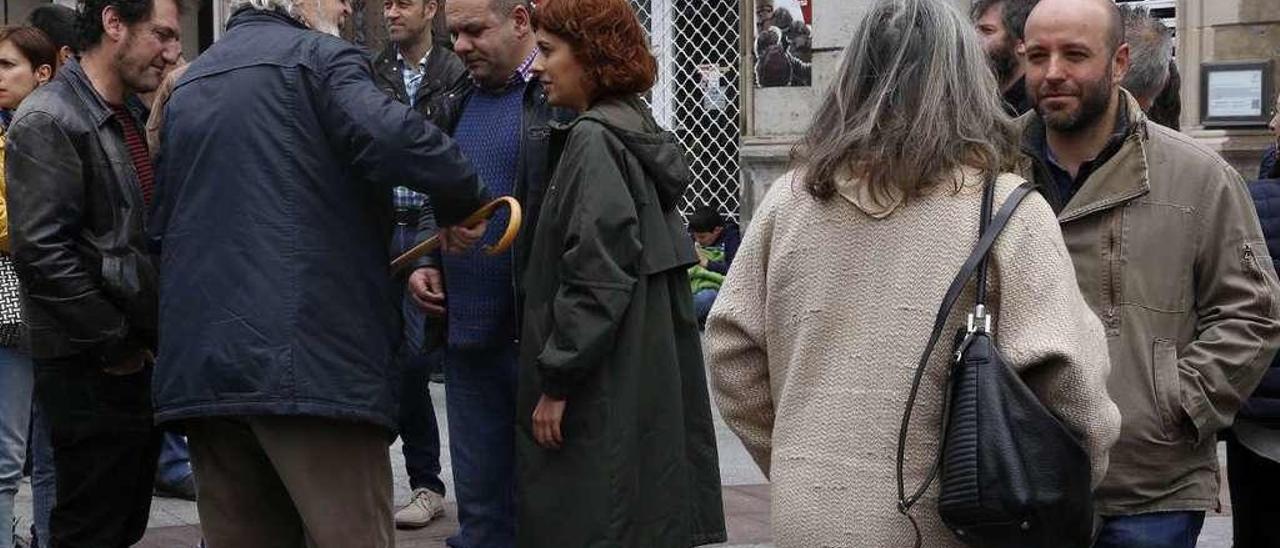 Villares, a la derecha, y Beiras con Alexandra Fernández en la protesta del 1 de mayo en Vigo. // R. Grobas