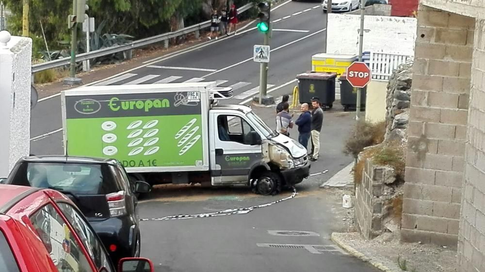 Persecución en la Circunvalación con final en Almatriche