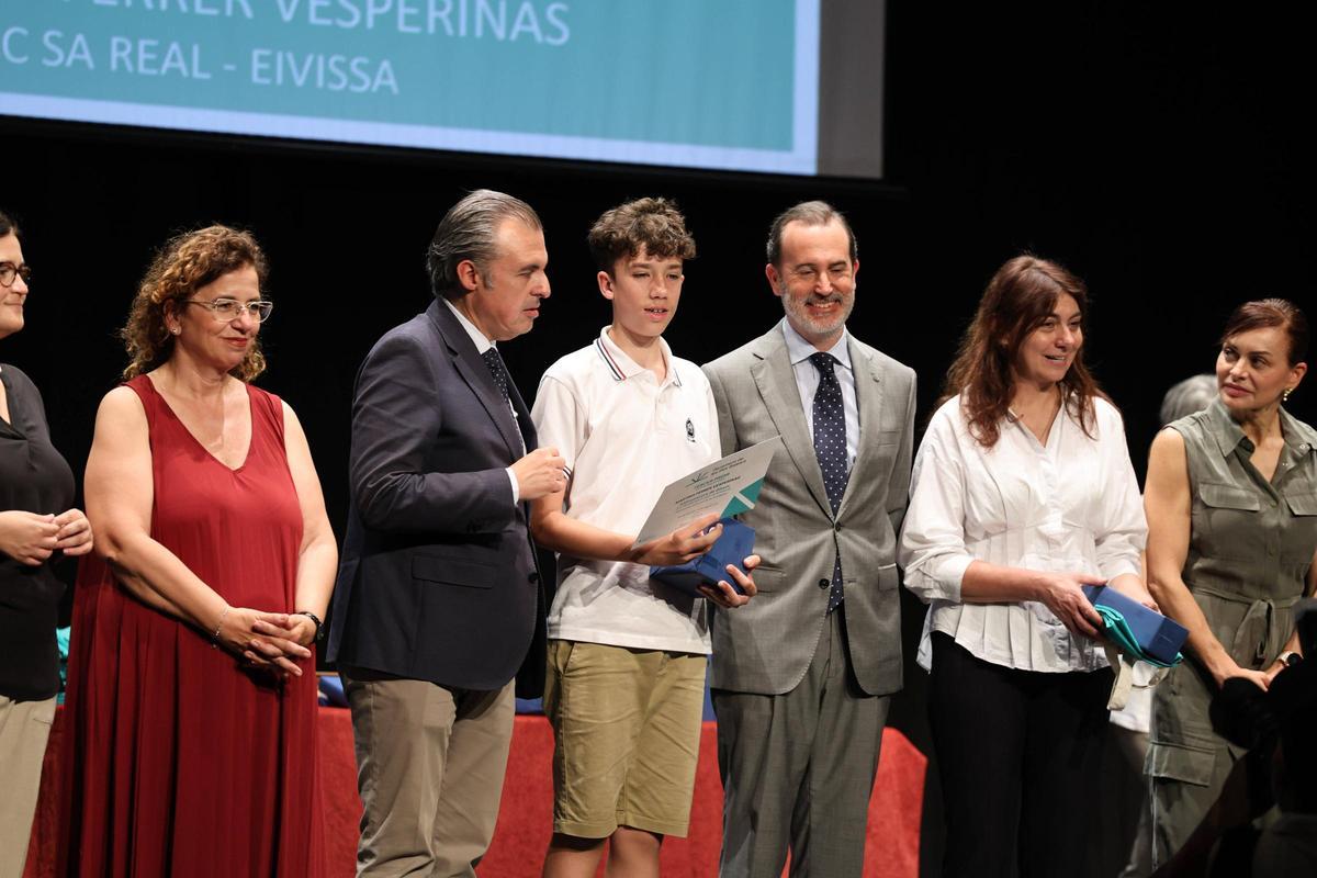 Todas las imágenes de la XXII edición del concurso de dibujo 'Un Parlament per a tothom'.