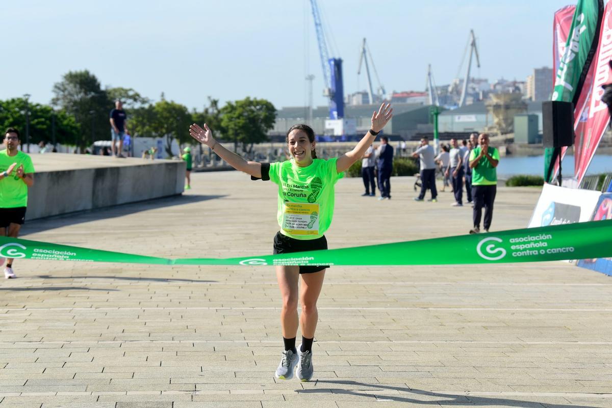 Marea verde contra el cáncer con más de 3.000 personas