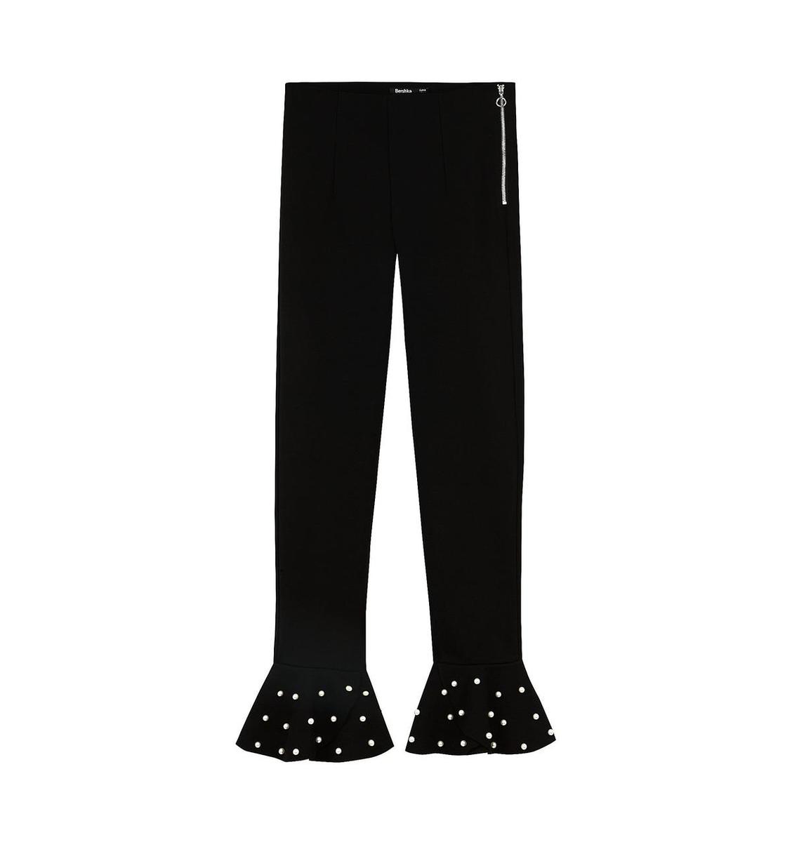 Pantalones con perlas, de Bershka