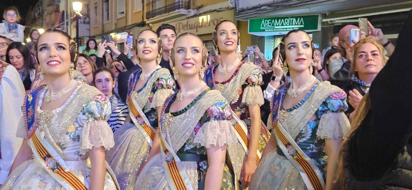 Encendido de luces de la Falla Malvarrosa.