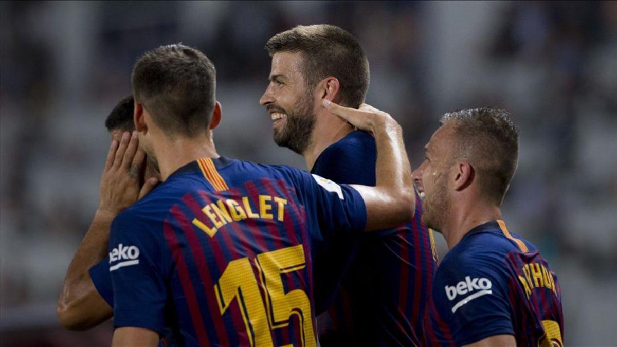 El tándem que forman Lenglet y Piqué se jugarán un tramo muy decisivo de la temporada