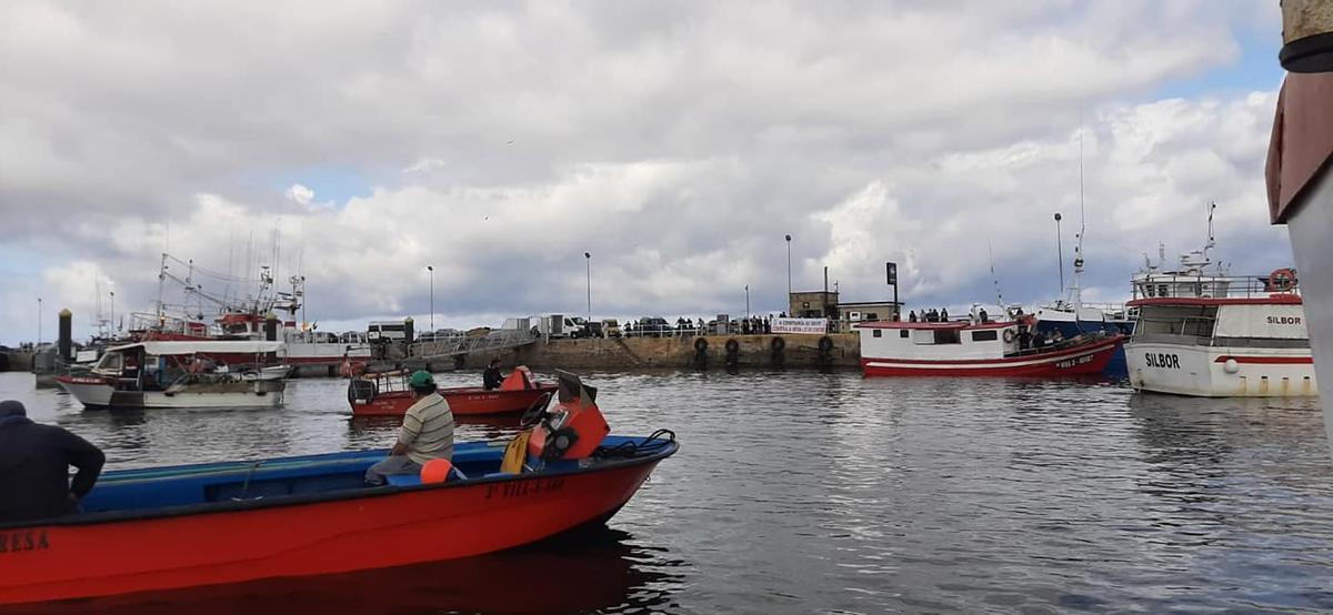 La protesta desplegada por la flota en O Corgo (O Grove).