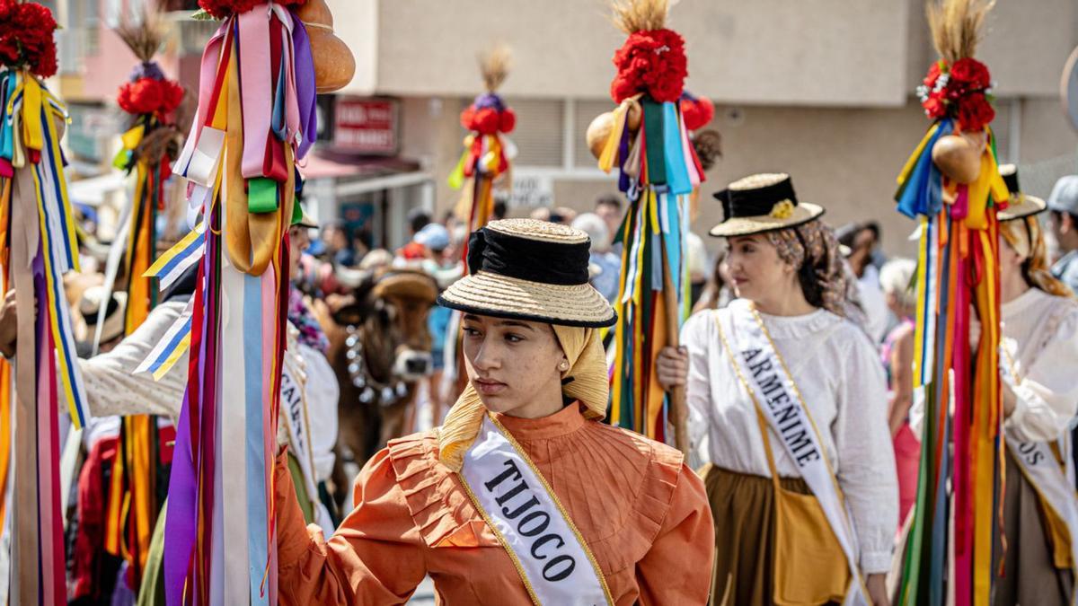 Tenerife cierra la temporada romera con los festejos de la Calle Grande de Adeje