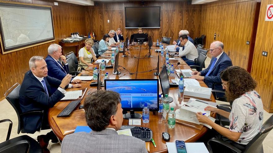 El comité de empresa respalda los procesos de Ibarra para renovar la plantilla del Puerto de Las Palmas
