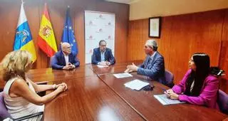 El Diputado del Común apoya la idea de crear una mesa de negociación sobre el turno de oficio en Canarias