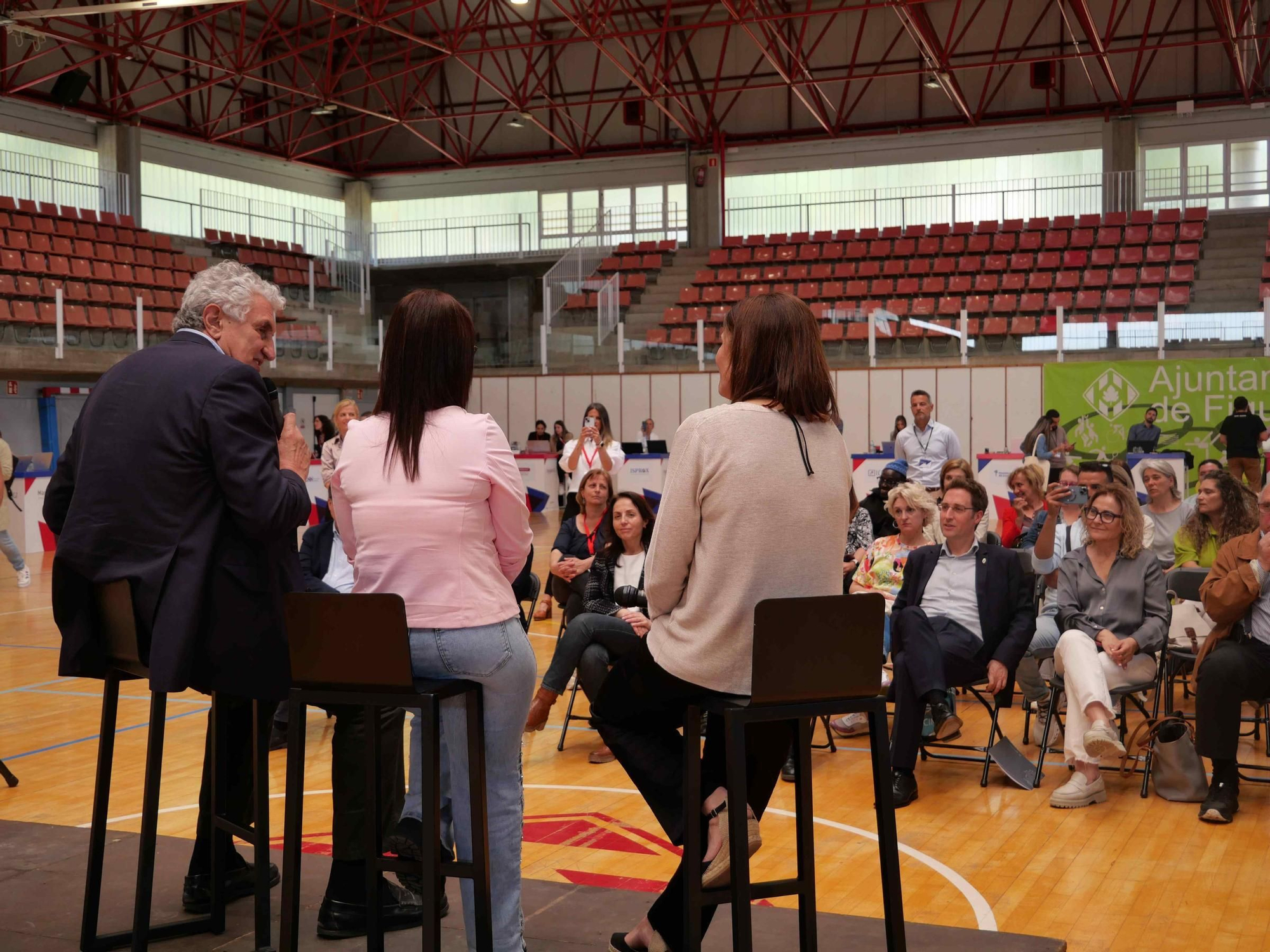 Les fotos de la fira d'ocupació TreballemGi a Figueres