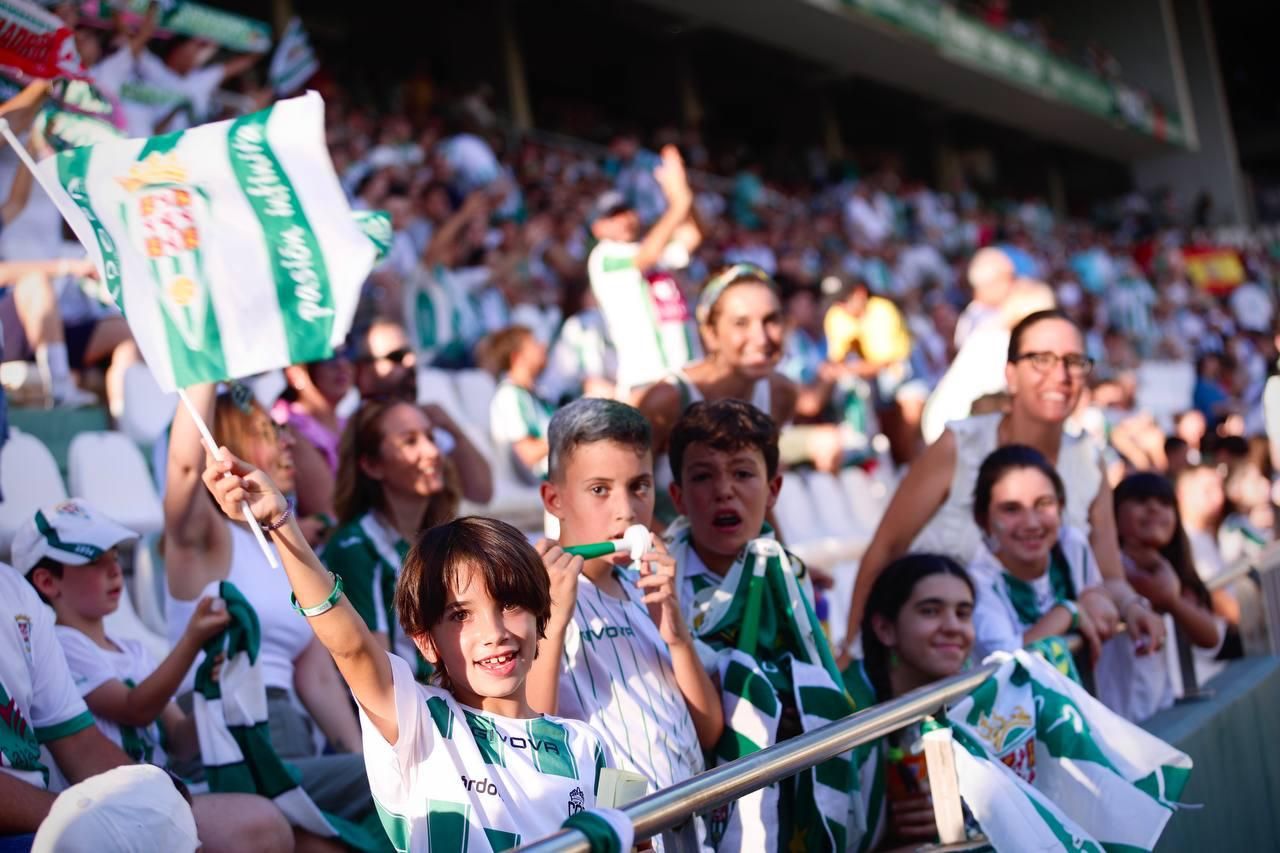 Córdoba CF-Barcelona Atlétic | La afición cordobesista, en imágenes