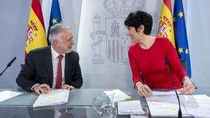 El Govern suavitza la moratòria contra els desnonaments per salvar les pensions