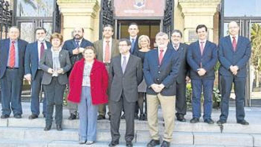 Gracia pide más transparencia y ejemplaridad en los políticos