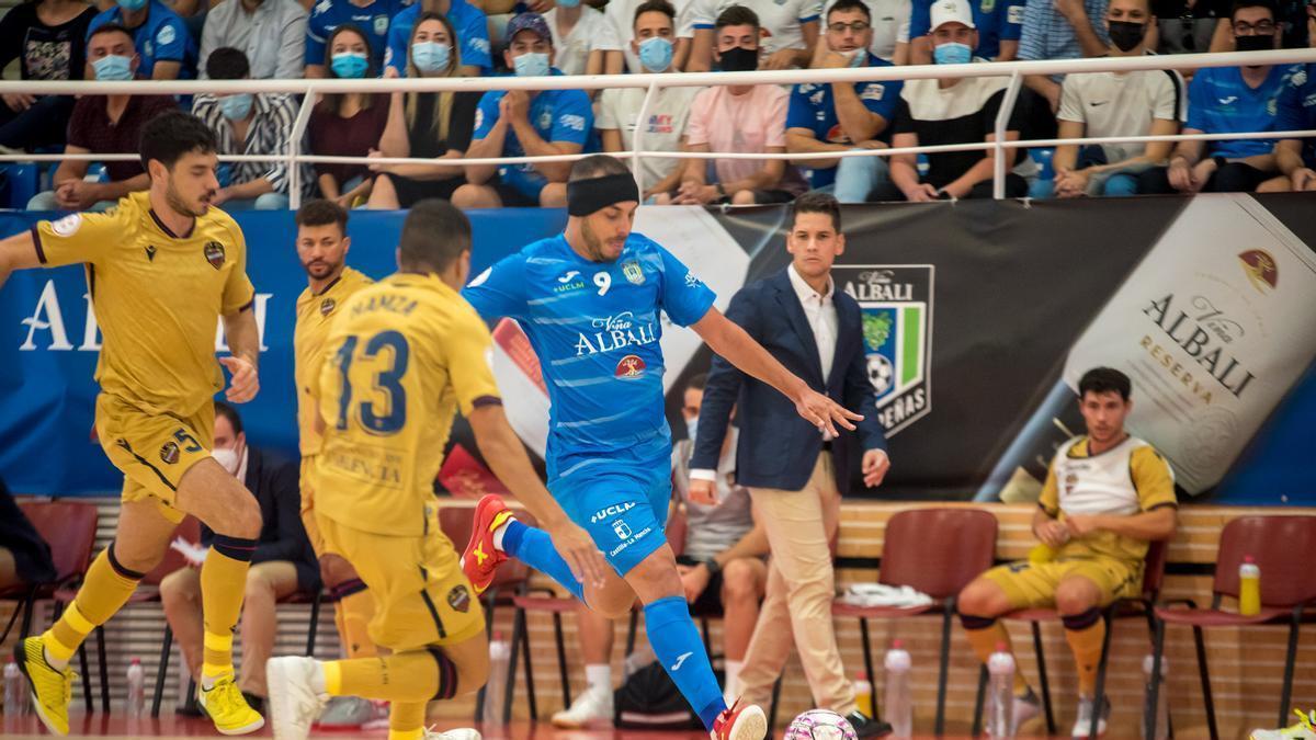 El Valdepeñas, en su partido ante el Levante UD FS