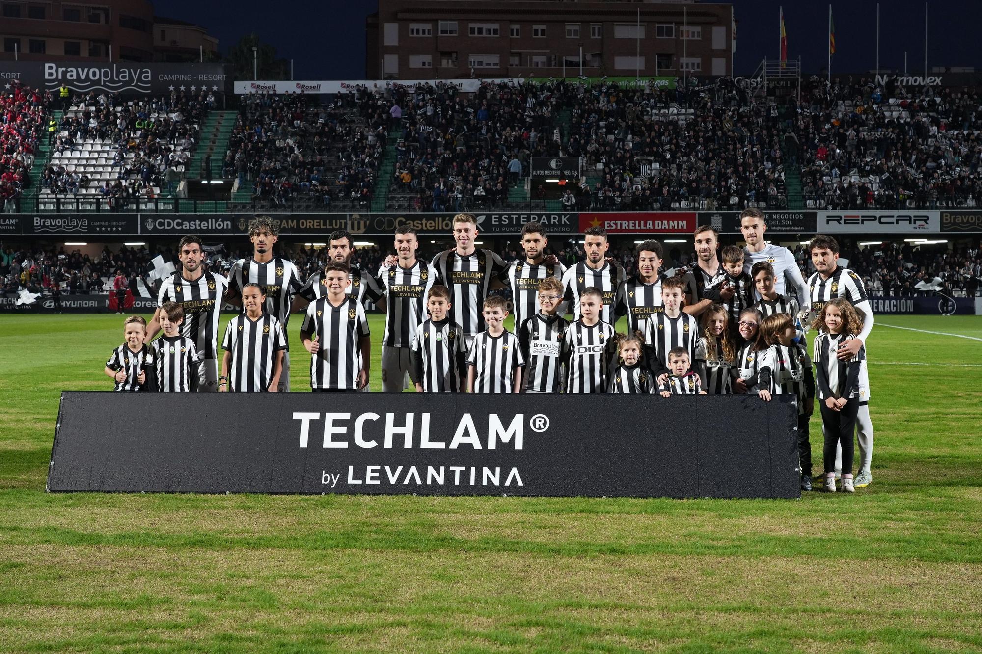 La afición del Castellón antes del partido