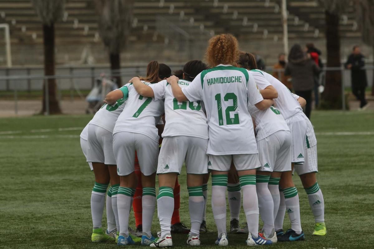 Emoción en el derbi femenino entre Córdoba y Pozoalbense