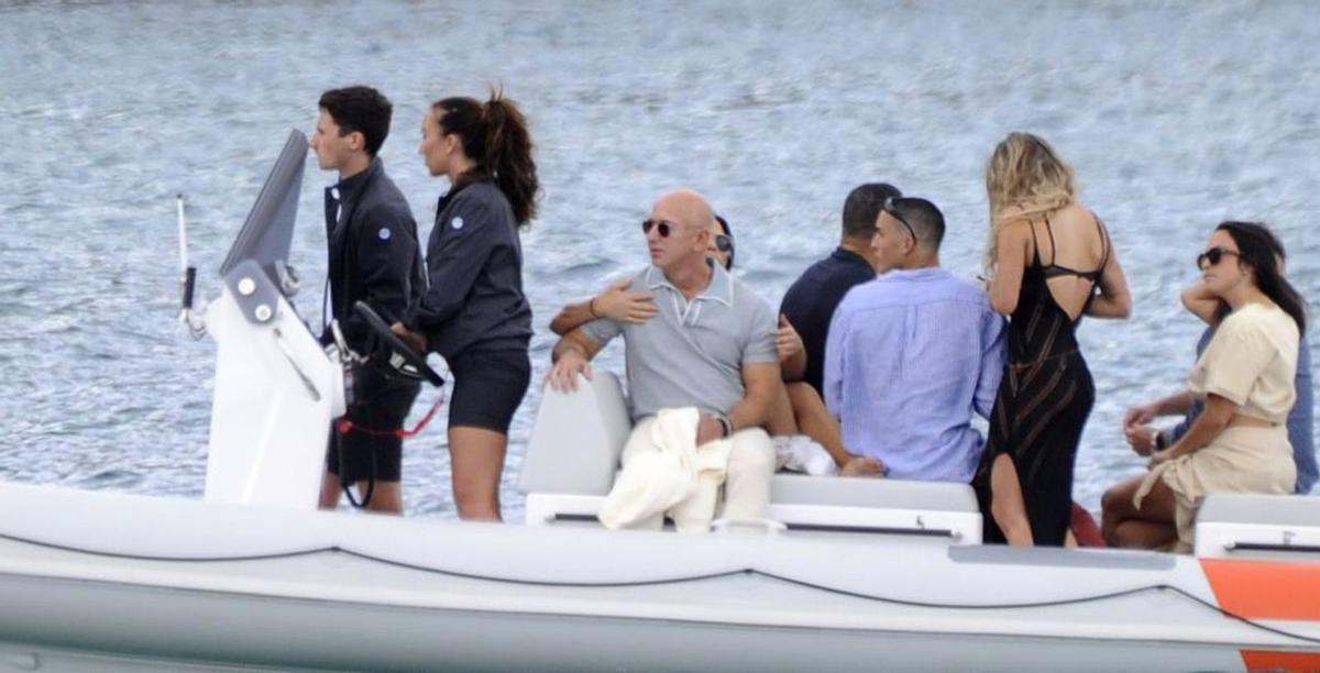 Jeff Bezos desembarca en Ibiza | SERGIO GARRIDO