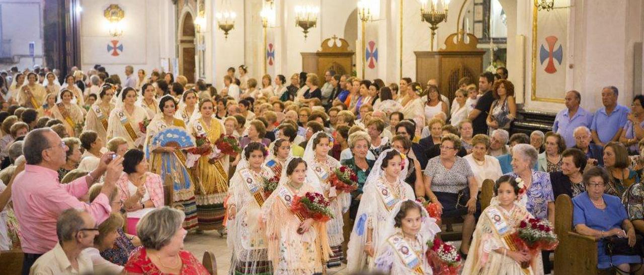 Imagen de archivo previa a la pandemia de la Ofrenda a la patrona.