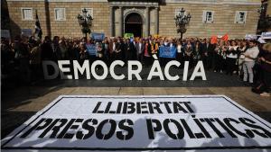 Concentració a la Plaça de Sant Jaume