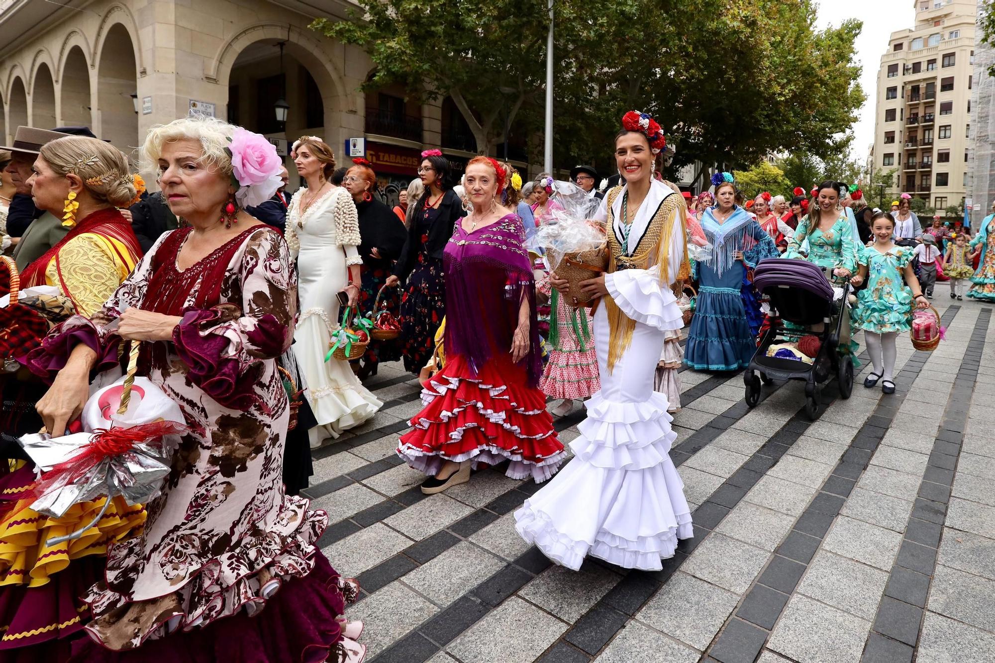 La Ofrenda de Frutos brilla un año más por el centro de Zaragoza
