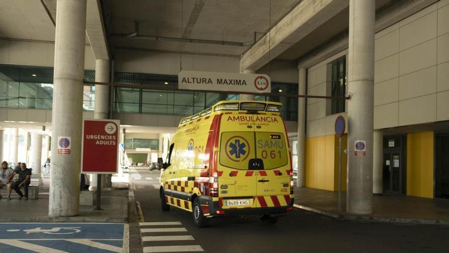 Una mujer, herida grave tras sufrir un accidente de moto en Mancor de la Vall