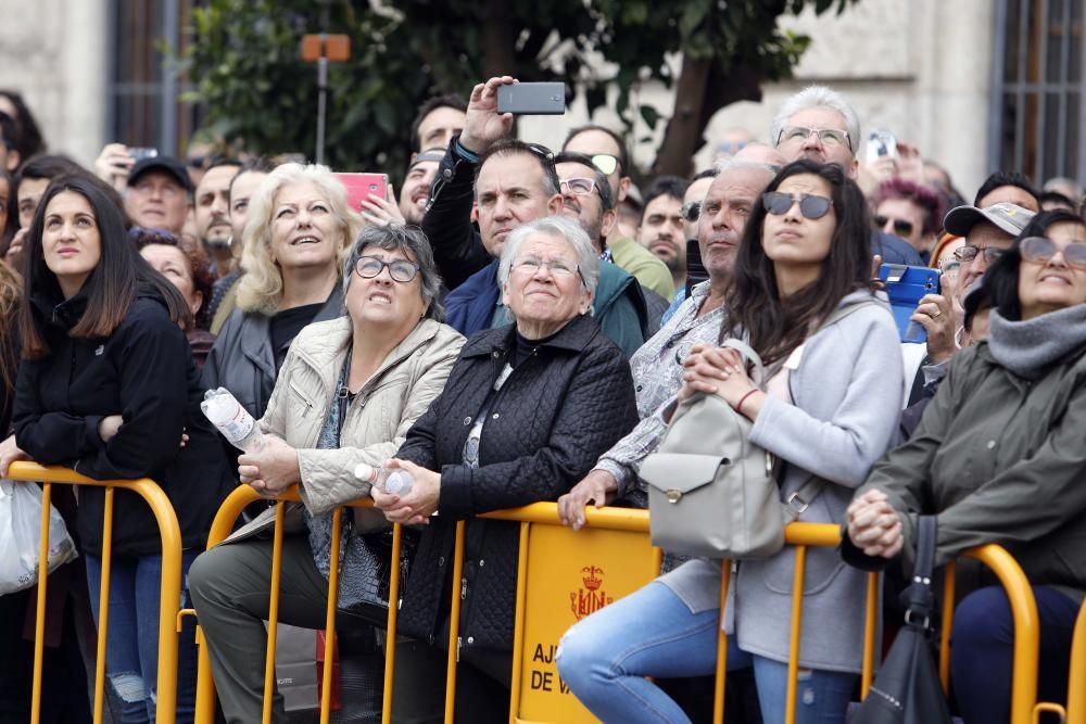 Búscate en la mascletà del 5 de marzo