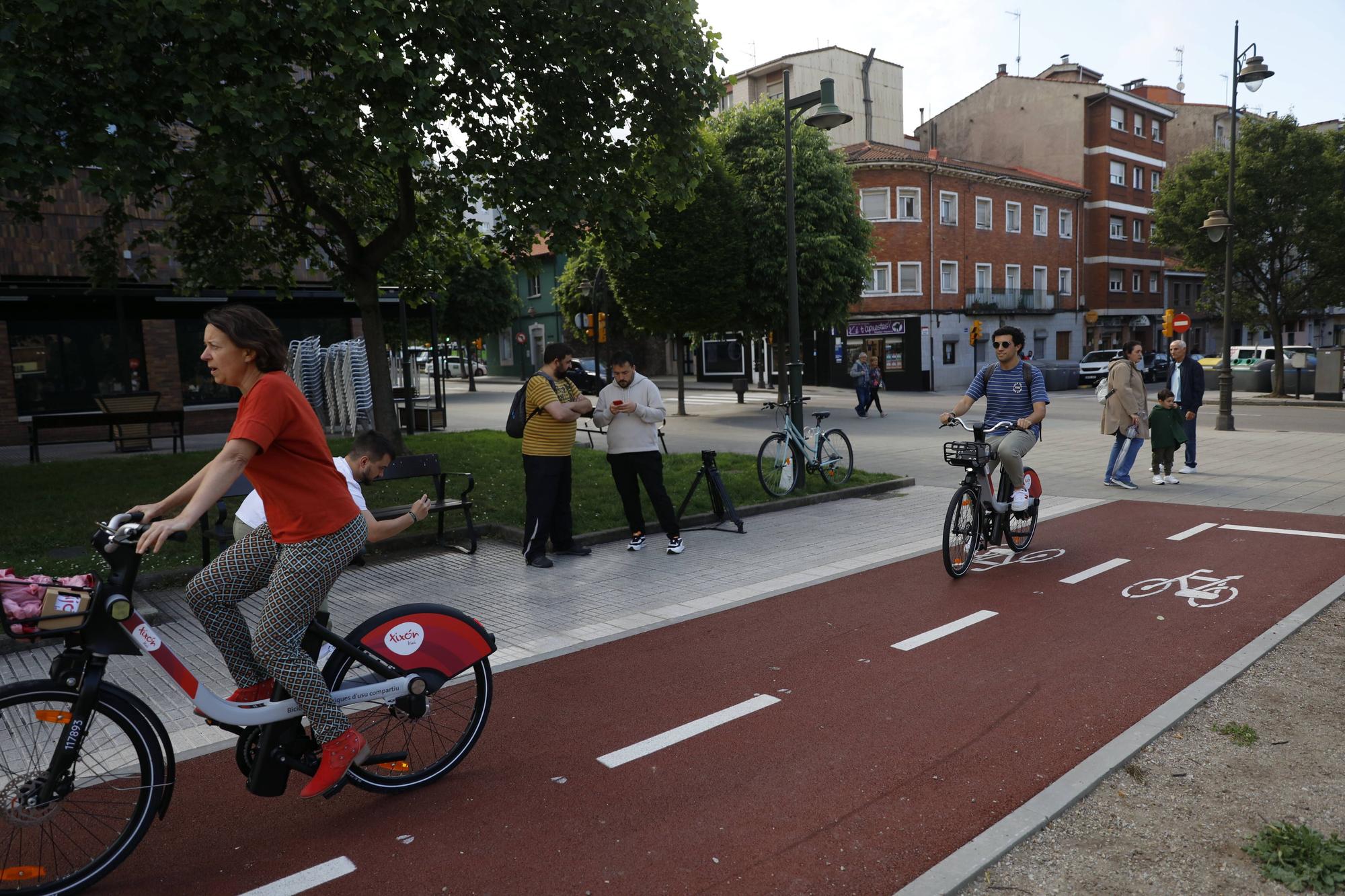 Las nuevas bicis eléctricas de Gijón arrancan su fase de pruebas