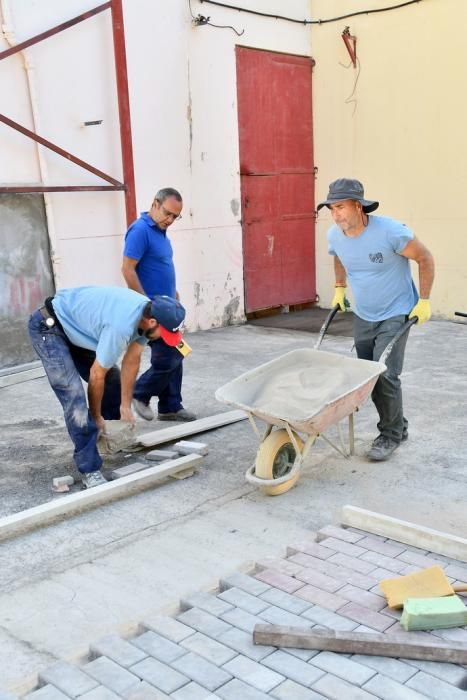 25/09/19 TELDE.  La antigua Fábrica de Azúcar de Telde, está siendo acondicionada por alumnos de PFAE.     FOTÓGRAFA: YAIZA SOCORRO.  | 25/09/2019 | Fotógrafo: Yaiza Socorro