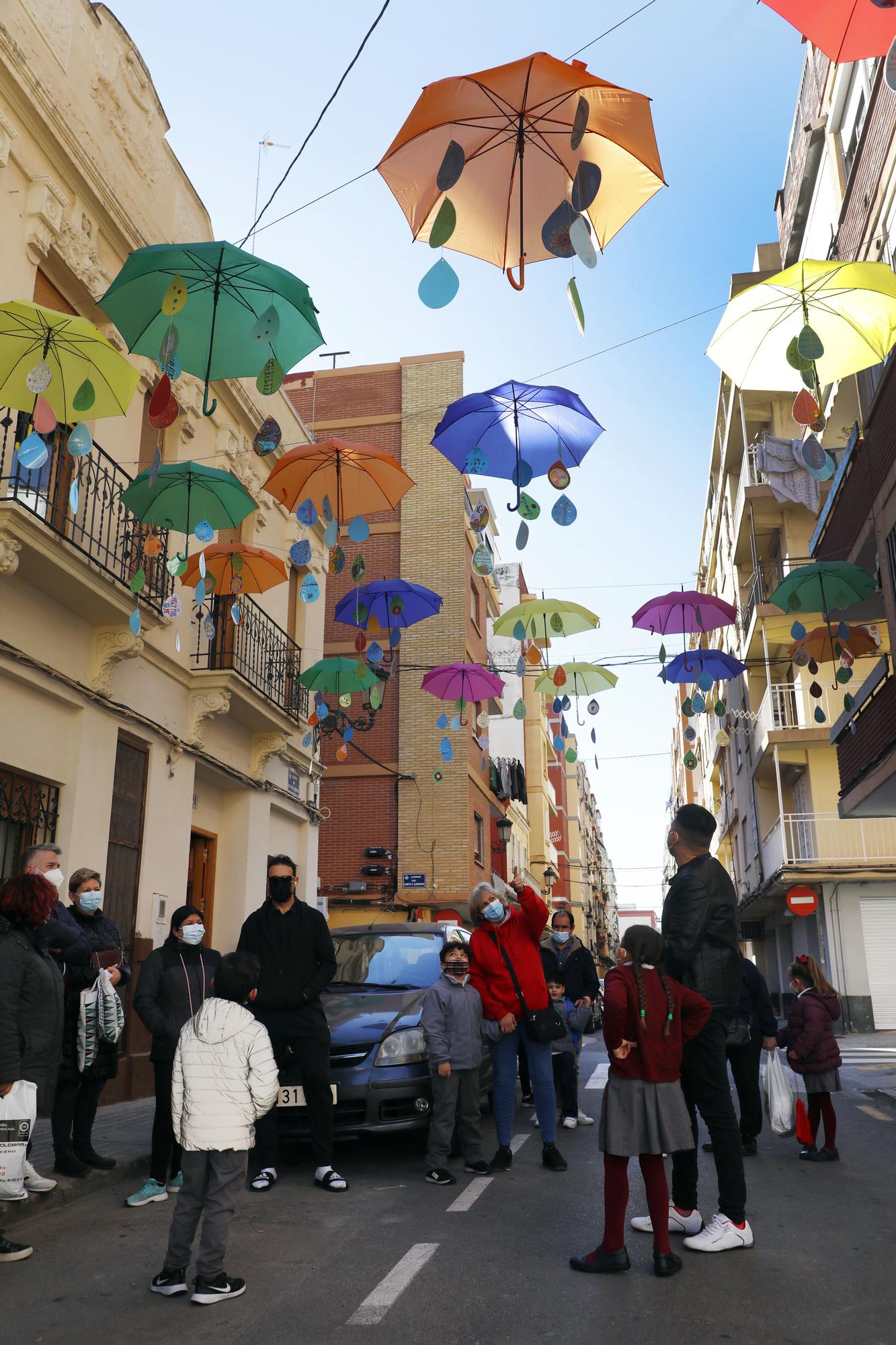 Pluja de desitjos pel Dia de la Pau