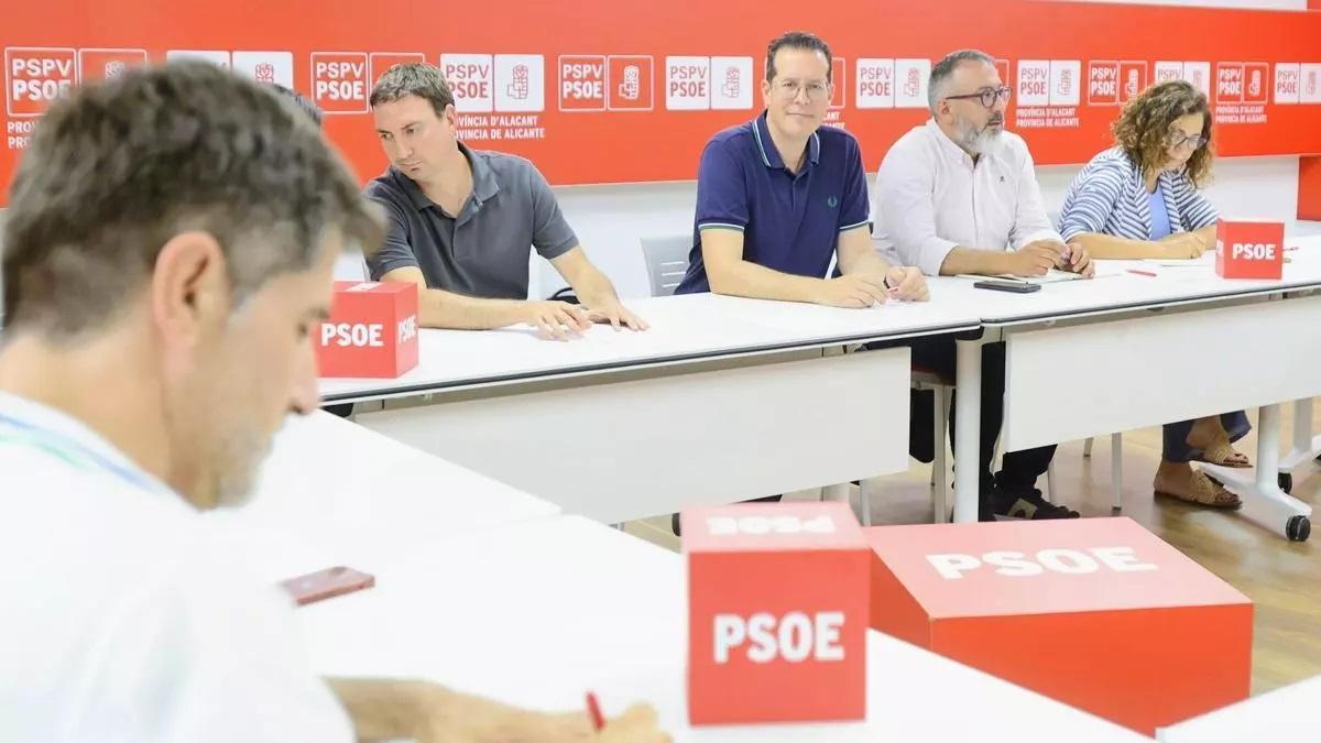 La gestora del PSOE de Alicante celebró su primera reunión el junio del año pasado